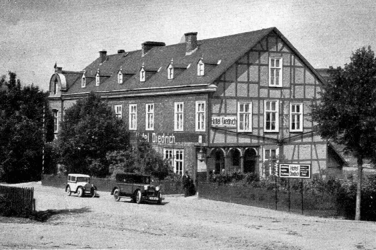 Historische Außenaufnahme des Hotel Diedrich um das Jahr 1900