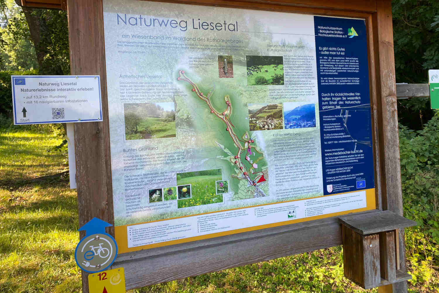 Wanderkarte am Beginn des Naturwegs Liesetal