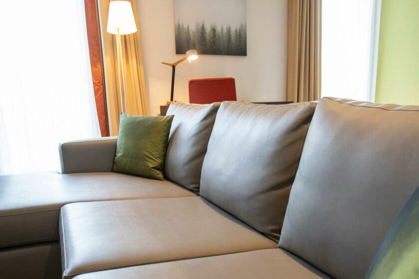 Couchblick im Doppelzimmer "Lichtflügel A Talseite", Hotel Diedrich im schönen Hallenberg